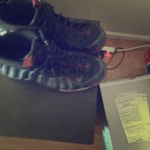 Nike Sneakers Black/Infared